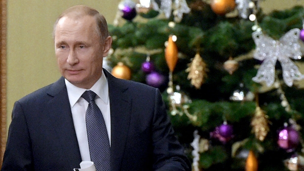 Путин в новогоднем обращении пожелал россиянам благополучия